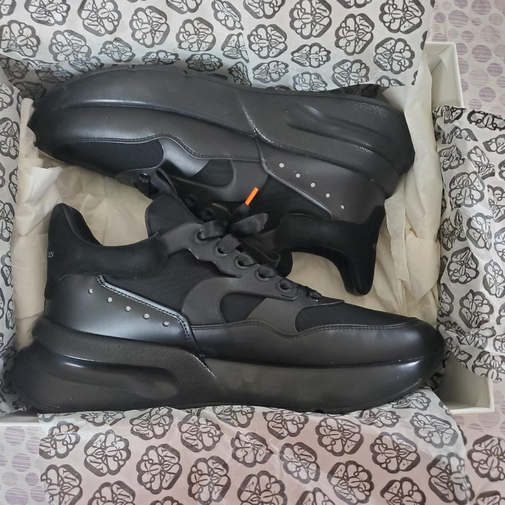 Alexander mcqueen oversized runner